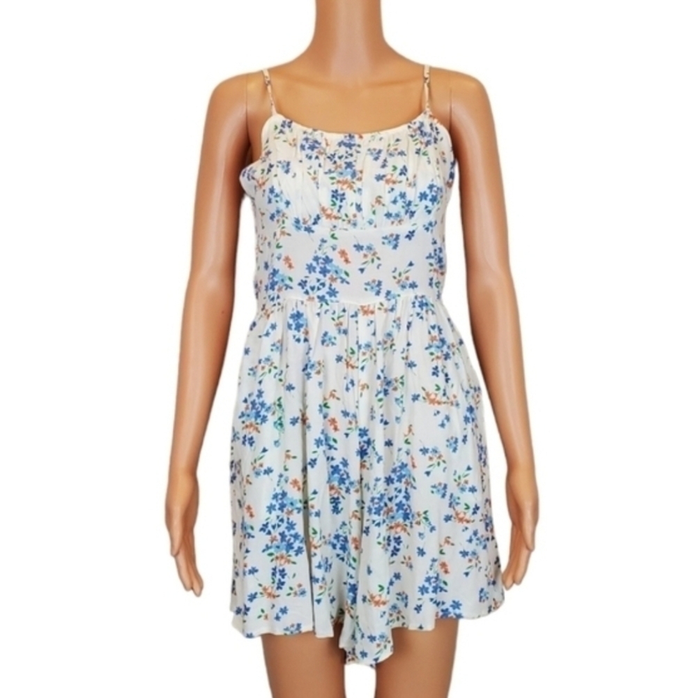 CI Sono floral spaghetti straps romper size S